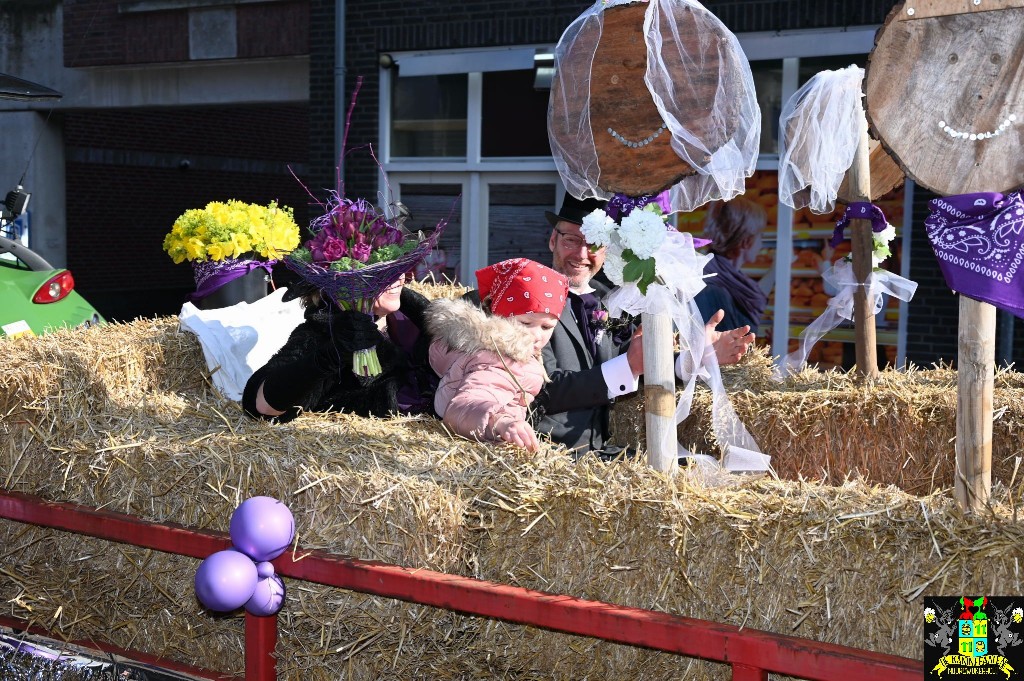 ../Images/Boerenbruiloft gemeentehuis 2025 026.jpg